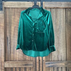Velvet oversized button up top size medium